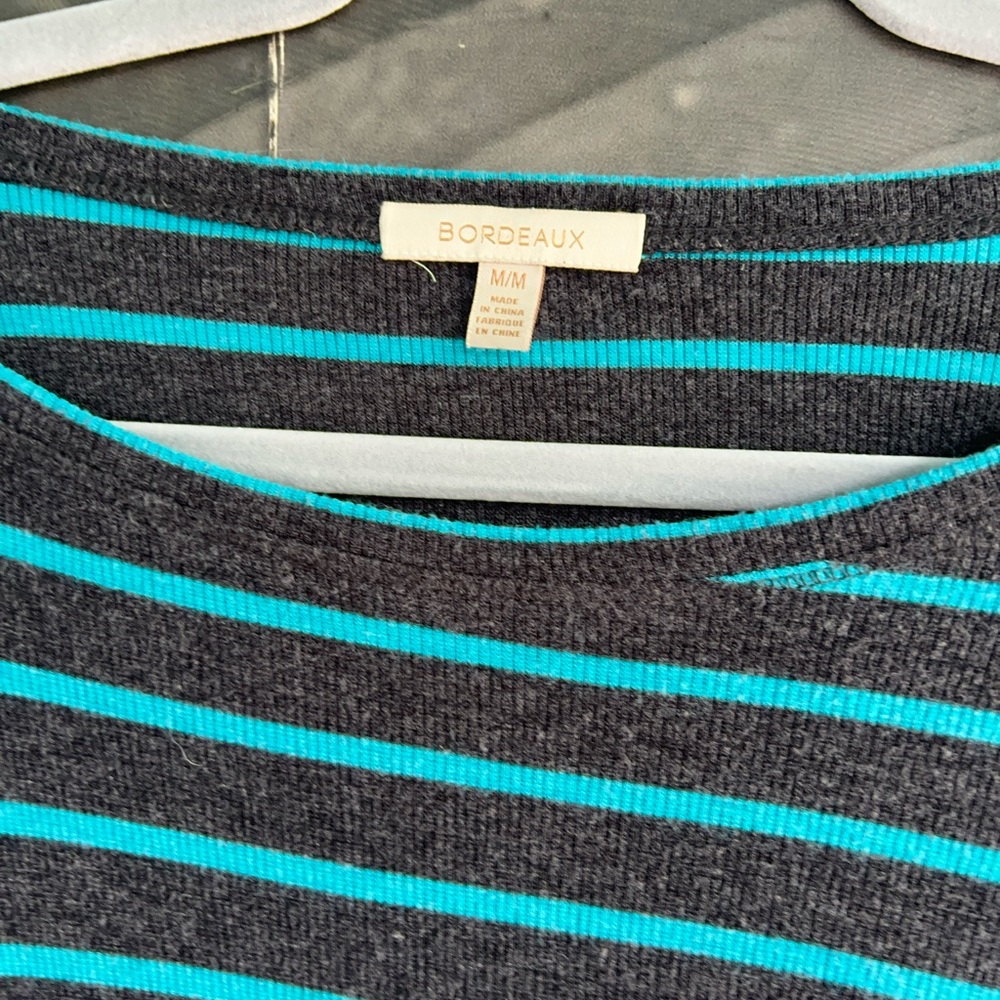Bordeaux Teal Top  Relaxed Fit Sz M - Picture 2 of 8